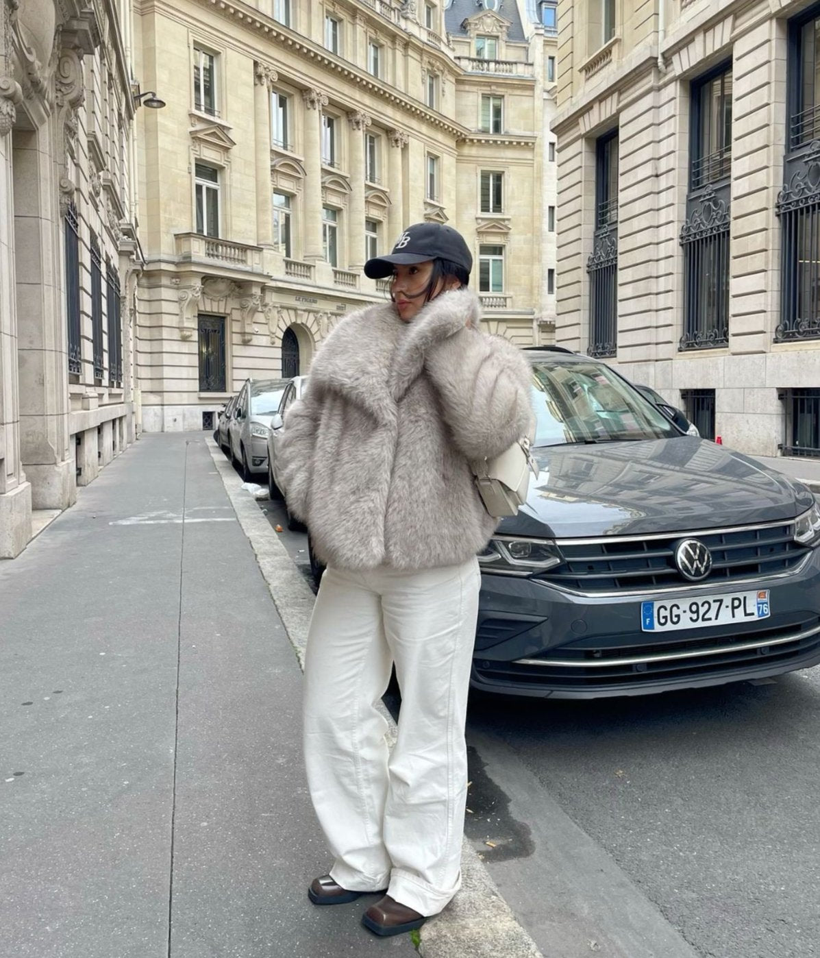 Ivana | Płaszcz Futrzany